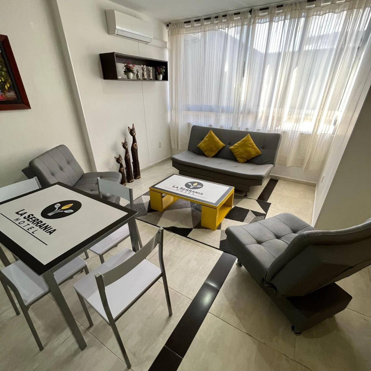 Hotel La Serrania Bucaramanga Bagian luar foto