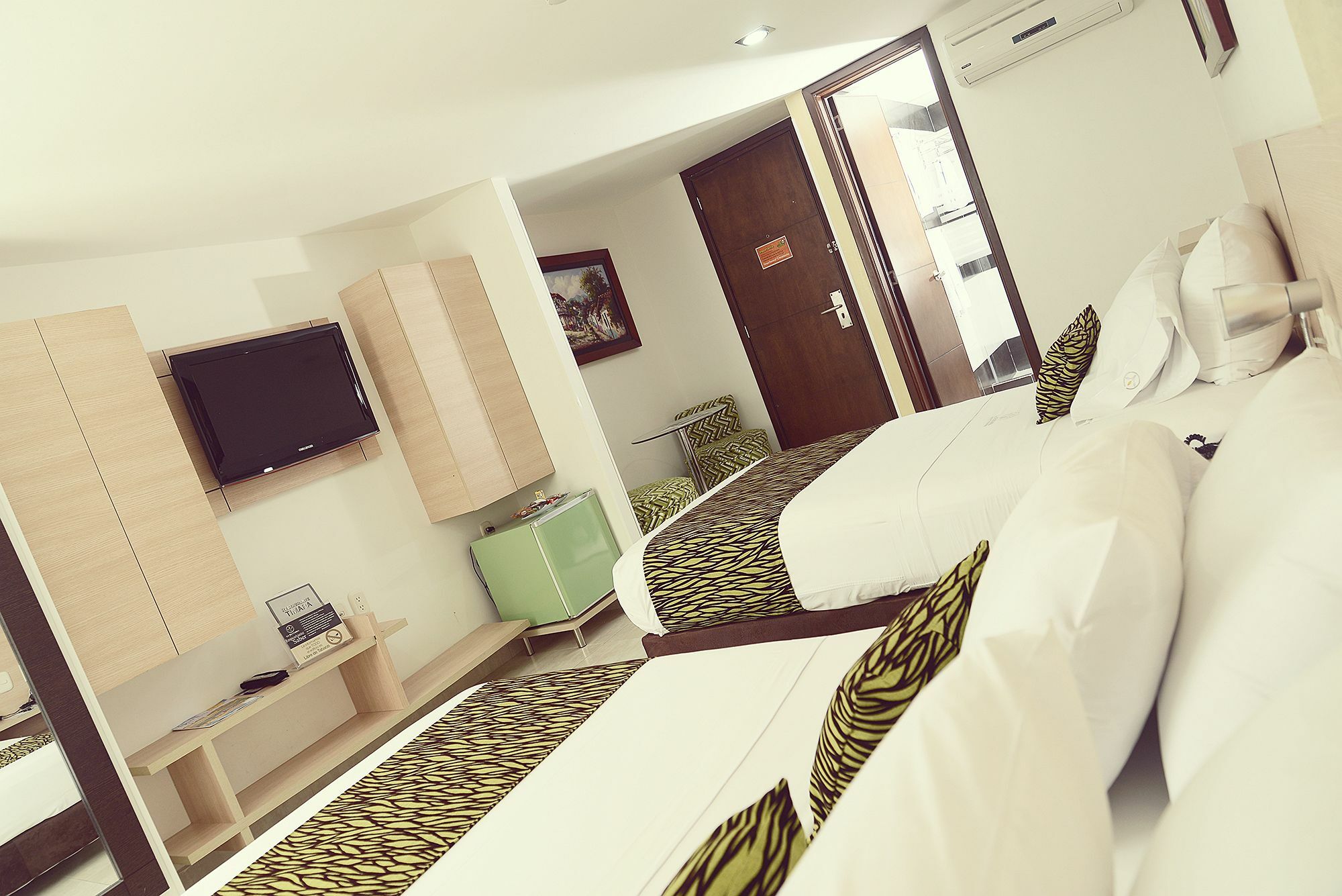 Hotel La Serrania Bucaramanga Bagian luar foto