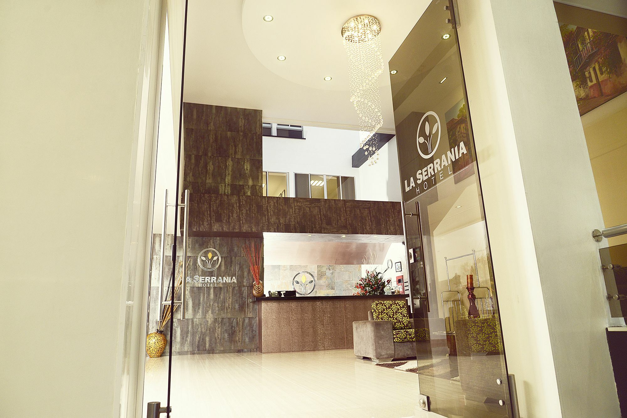 Hotel La Serrania Bucaramanga Bagian luar foto